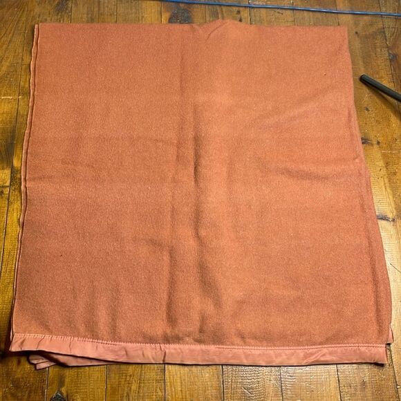 MCM Vintage Pink Wool Blanket tagged Peter brother Long Nap Queen - Picture 3 of 3